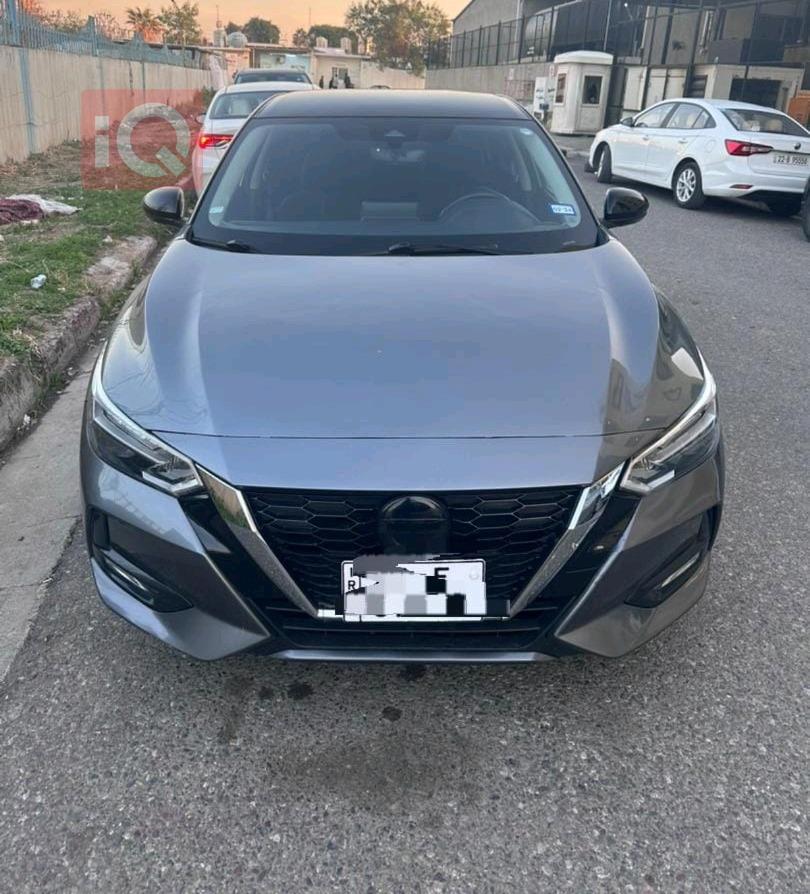 نیسان سێنترا